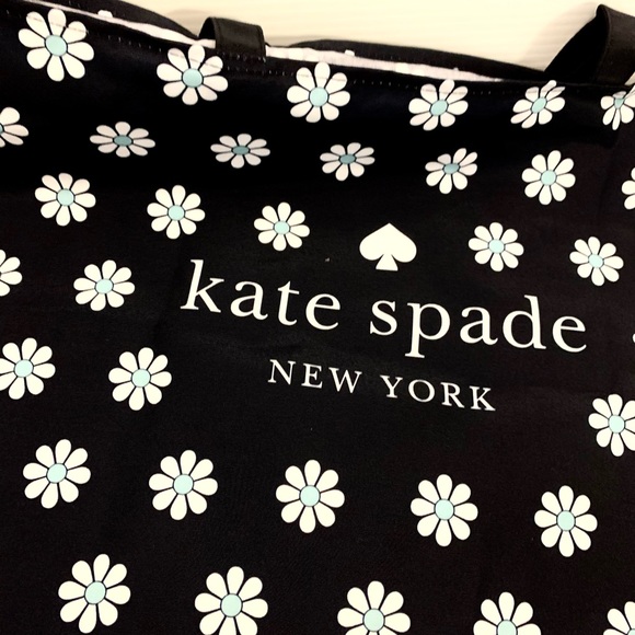 Kate Spade OL canvas Flower Tote - Picture 2 of 5